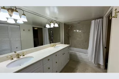 210 174th St #1909, Sunny Isles Beach, FL 33160 - Photo 14