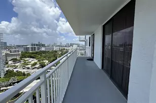 210 174th St, Sunny Isles Beach, FL 33160 - Photo 28