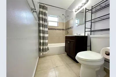 822 N 20th Ave, Hollywood, FL 33020 - Photo 22