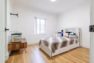 201 E 44th St, Hialeah, FL 33013 - Photo 16