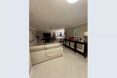 [Address not provided], Miami Lakes, FL 33016 - Photo 6