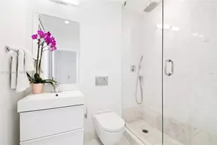 50 South Pointe Dr, Miami Beach, FL 33139 - Photo 10