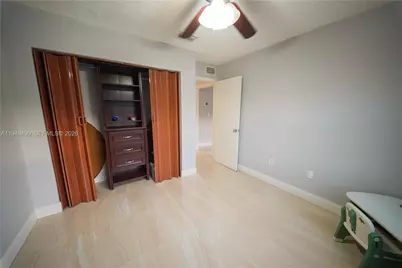 5445 W 27th Ln, Hialeah, FL 33016 - Photo 26