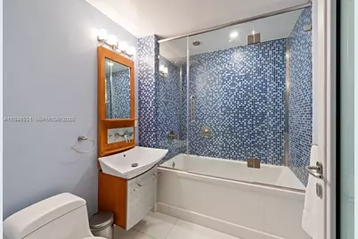 1040 Biscayne Blvd #4403, Miami, FL 33132 - Photo 12