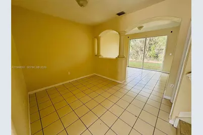 1527 SE 24th Ct #234, Homestead, FL 33035 - Photo 8