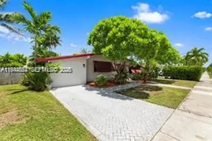 21321 NE 25th Ct, Miami, FL 33180 - Photo 6