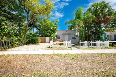 1922 McKinley St #2, Hollywood, FL 33020 - Photo 4