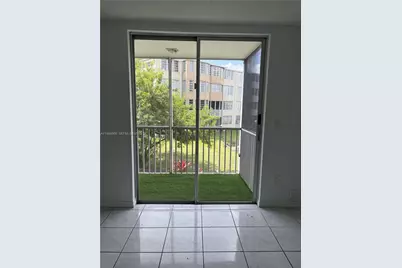 1700 NE 191st St #202, Miami, FL 33179 - Photo 10
