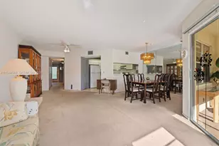 12600 SW 5th Ct, Pembroke Pines, FL 33027 - Photo 10