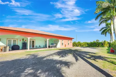 20455 SW 154th Ave, Miami, FL 33187 - Photo 48