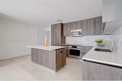 88 SW 7th St #1110, Miami, FL 33130 - Photo 12