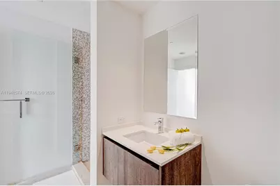 88 SW 7th St #1110, Miami, FL 33130 - Photo 16