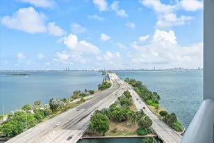 601 NE 36th St, Miami, FL 33137 - Photo 32