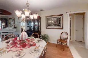 1527 Edgewater Cir, Fort Myers, FL 33919 - Photo 8
