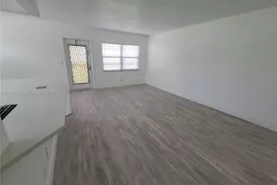 196 E Mansfield E, Boca Raton, FL 33434 - Photo 24