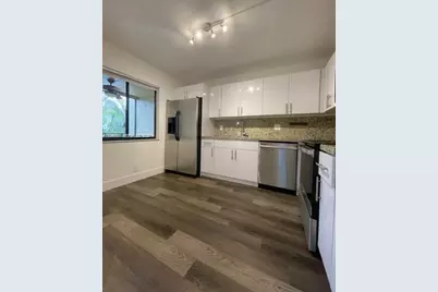 321 Lakeview Dr #105, Weston, FL 33326 - Photo 16