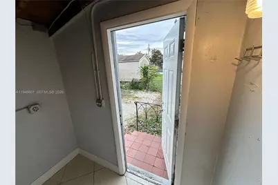 7860 SW 16th St, Miami, FL 33155 - Photo 32