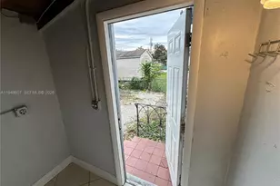 7860 SW 16th St, Miami, FL 33155 - Photo 32