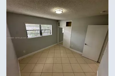 7860 SW 16th St, Miami, FL 33155 - Photo 16