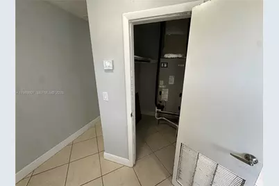 7860 SW 16th St, Miami, FL 33155 - Photo 8