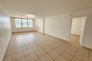 441 NE 195th St, Miami, FL 33179 - Photo 6