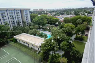 4550 NW 9th St, Miami, FL 33126 - Photo 20