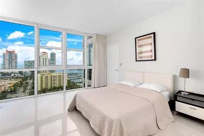 400 Alton Rd #2210, Miami Beach, FL 33139 - Photo 8