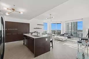 1900 N Bayshore Dr, Miami, FL 33132 - Photo 22