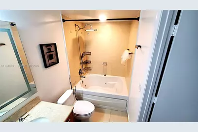 50 Biscayne Blvd #4603, Miami, FL 33132 - Photo 14