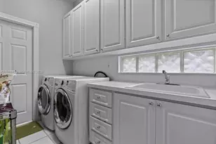 2862 Irma Lake Dr, West Palm Beach, FL 33411 - Photo 18