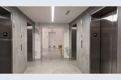 350 S Miami Ave #702, Miami, FL 33130 - Photo 6