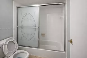 850 SW 129th Pl, Miami, FL 33184 - Photo 4