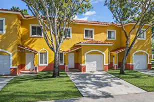 18241 SW 108th Pl, Miami, FL 33157 - Photo 2