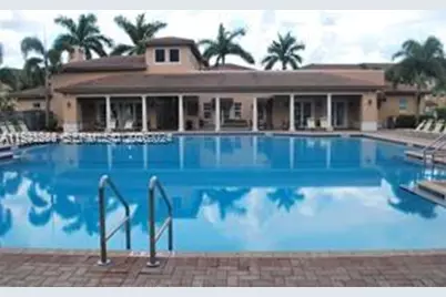 622 SW 147th Ter #1, Pembroke Pines, FL 33027 - Photo 32