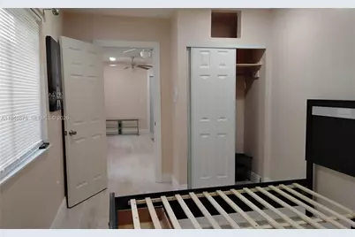 [Address not provided], Lauderdale Lakes, FL 33319 - Photo 18