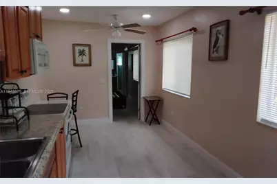 [Address not provided], Lauderdale Lakes, FL 33319 - Photo 10