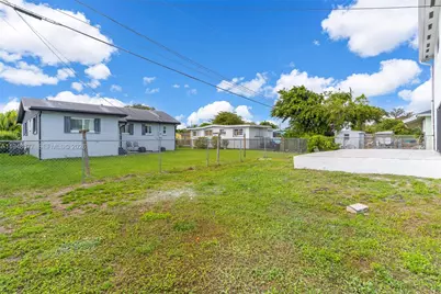 13930 Van Buren St, Miami, FL 33176 - Photo 26