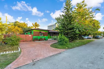 2671 SW 30th Ave, Miami, FL 33133 - Photo 2