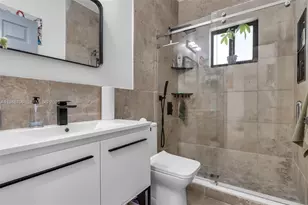 407 NW 9th Ct, Homestead, FL 33030 - Photo 18