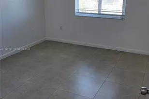 10820 SW 200th Dr, Cutler Bay, FL 33157 - Photo 8