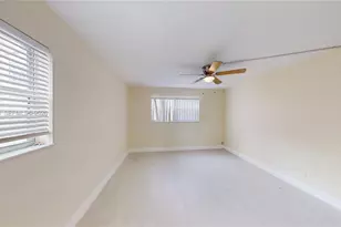 2800 W Sunrise Lakes Dr, Sunrise, FL 33322 - Photo 16