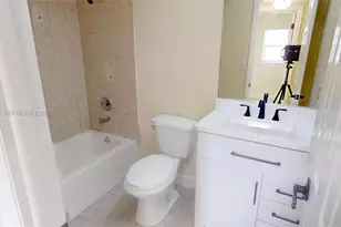 2800 W Sunrise Lakes Dr, Sunrise, FL 33322 - Photo 4