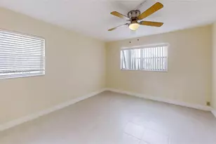 2800 W Sunrise Lakes Dr, Sunrise, FL 33322 - Photo 22