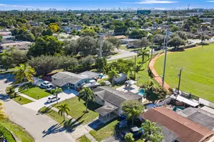 6408 Pierce St, Hollywood, FL 33024 - Photo 30