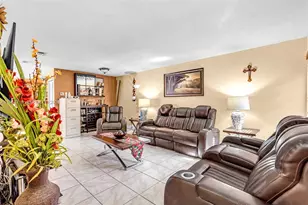 9085 Grand Canal Dr, Miami, FL 33174 - Photo 2