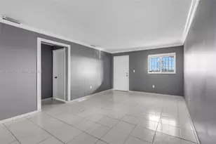 8851 NW 119th St, Hialeah Gardens, FL 33018 - Photo 2