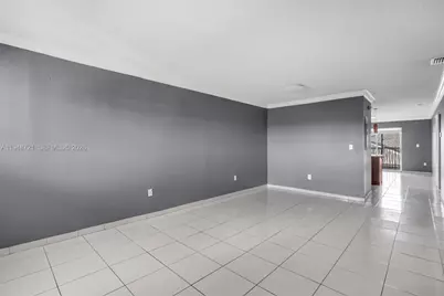 8851 NW 119th St #4414, Hialeah Gardens, FL 33018 - Photo 1