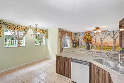 5502 SW 162nd Pl, Miami, FL 33185 - Photo 12