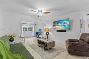 8440 NW 28th Pl, Sunrise, FL 33322 - Photo 10