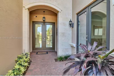 9728 Bozzano Dr, Delray Beach, FL 33446 - Photo 2
